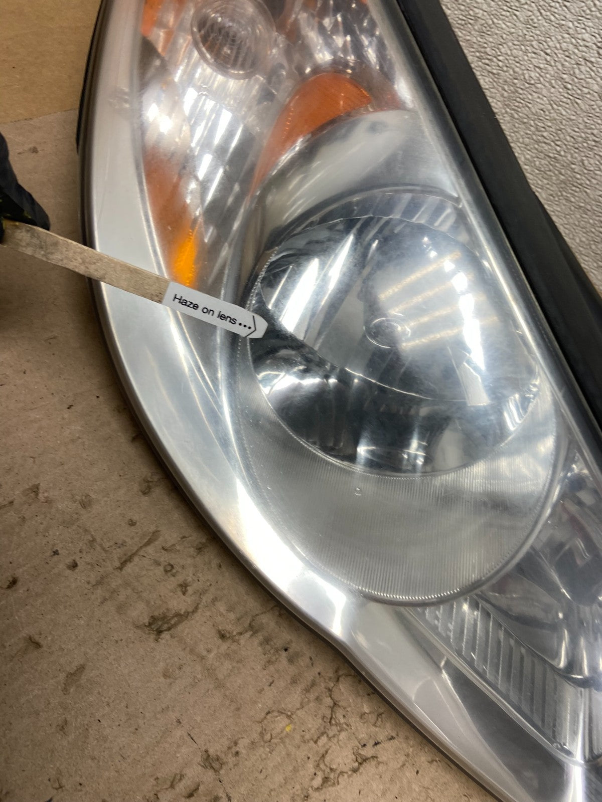 2007 2008 2009 2010 Hyundai Elantra Right Passenger Side Headlight OEM Z6434 DW4