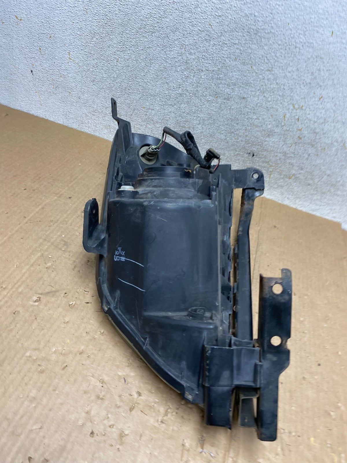 2003 2004 2005 Honda Pilot Right Passenger RH Side Halogen Headlight AI5615 DW9