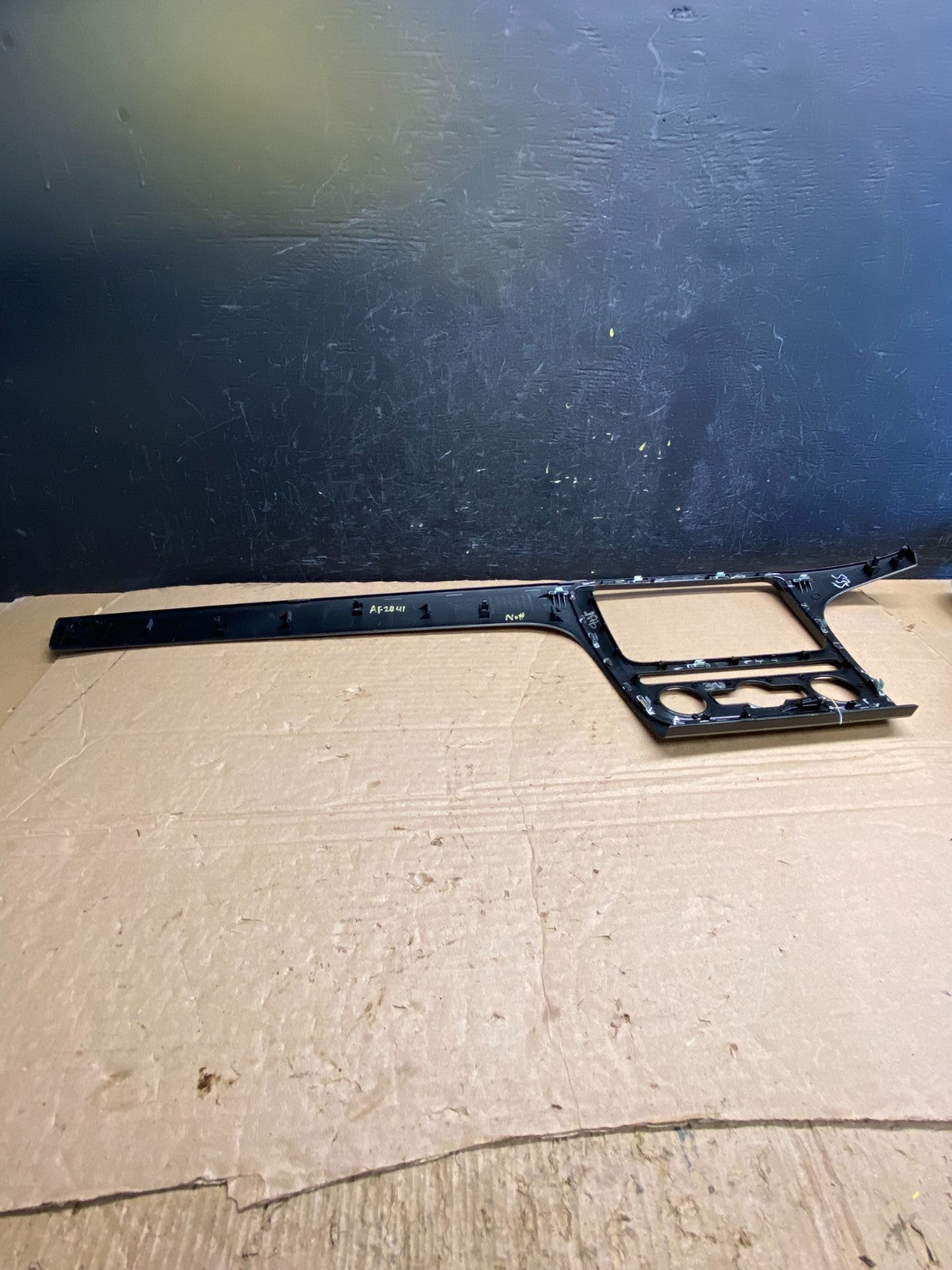 2012 to 2015 Volkswagen Passat Radio Dashboard Bezel Trim Cover af2041 DG1