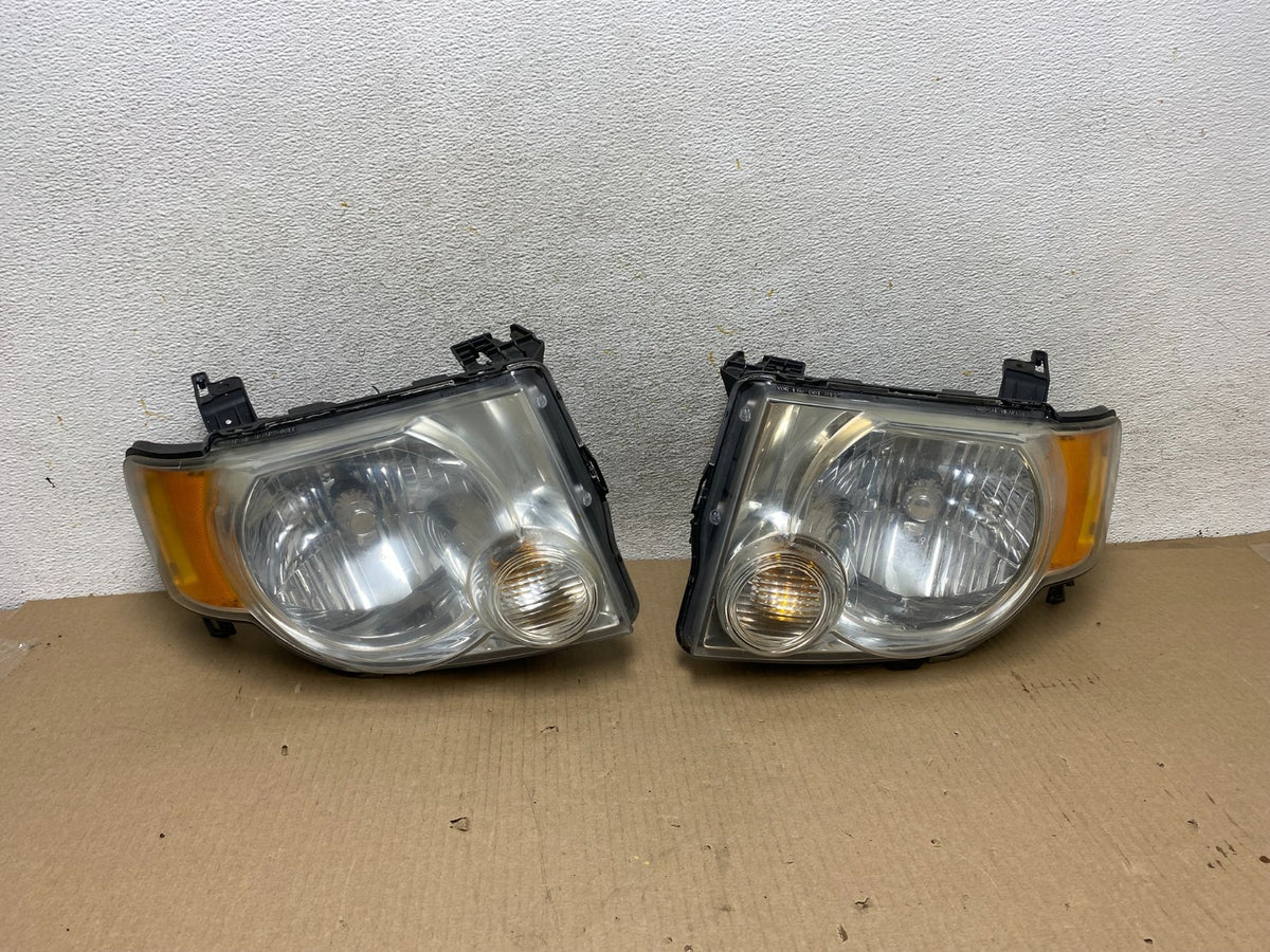 2008 to 2012 Ford Escape Headlights Left+Right Side Set Halogen AH5727 DW0
