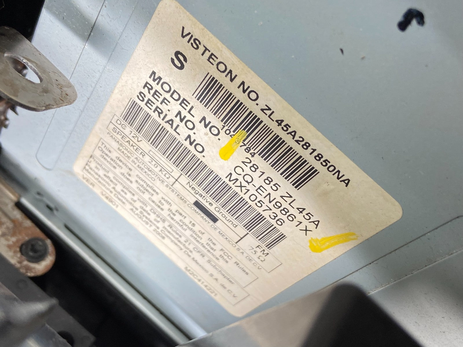 2009-2012 Nissan Frontier Xterra Radio Climate Control Bezel Center T6162 DG5