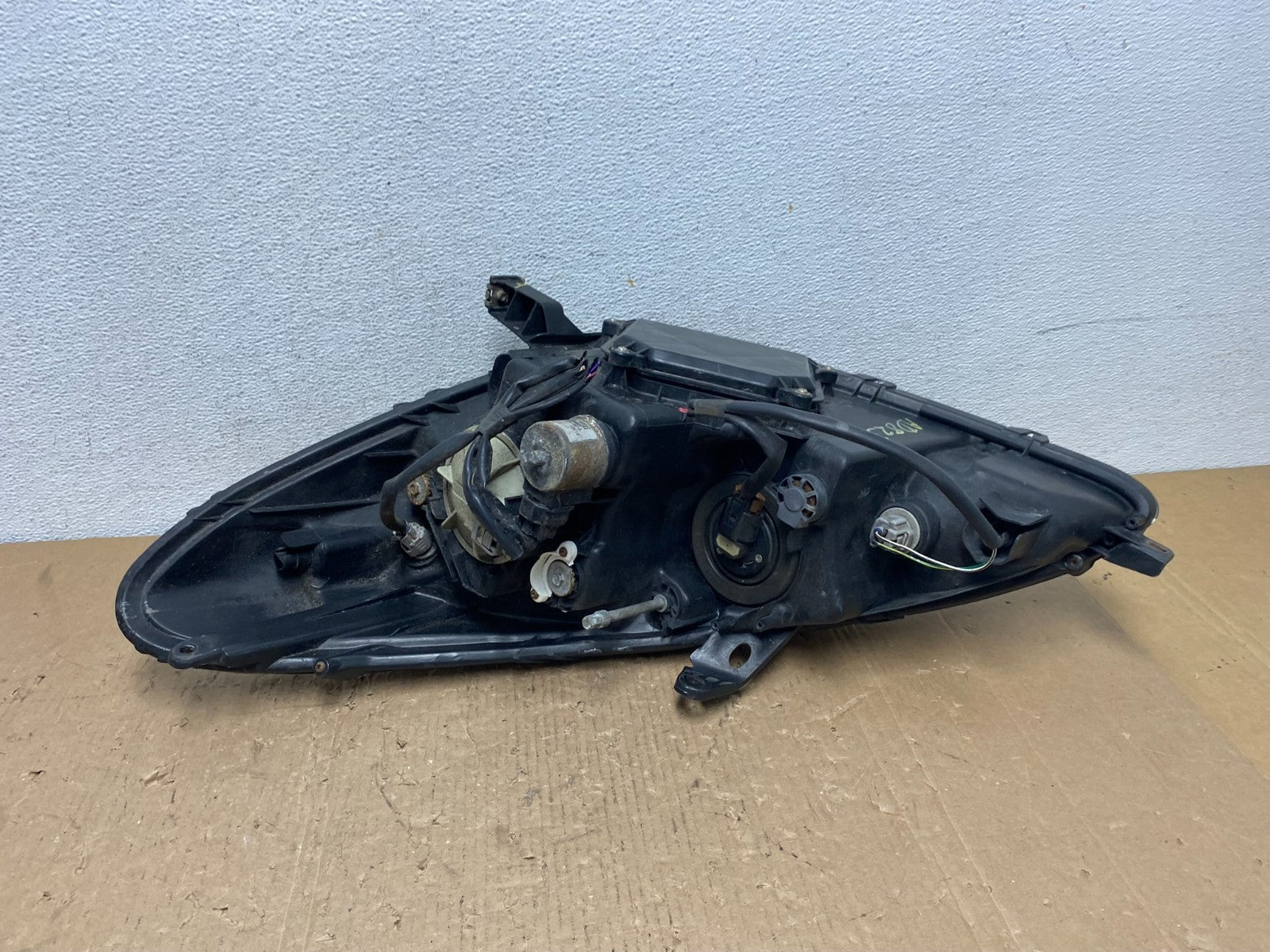 2002 - 2004 Lexus Es300 Es330 Right Passenger Headlight Hid Xenon AD8233 DW9