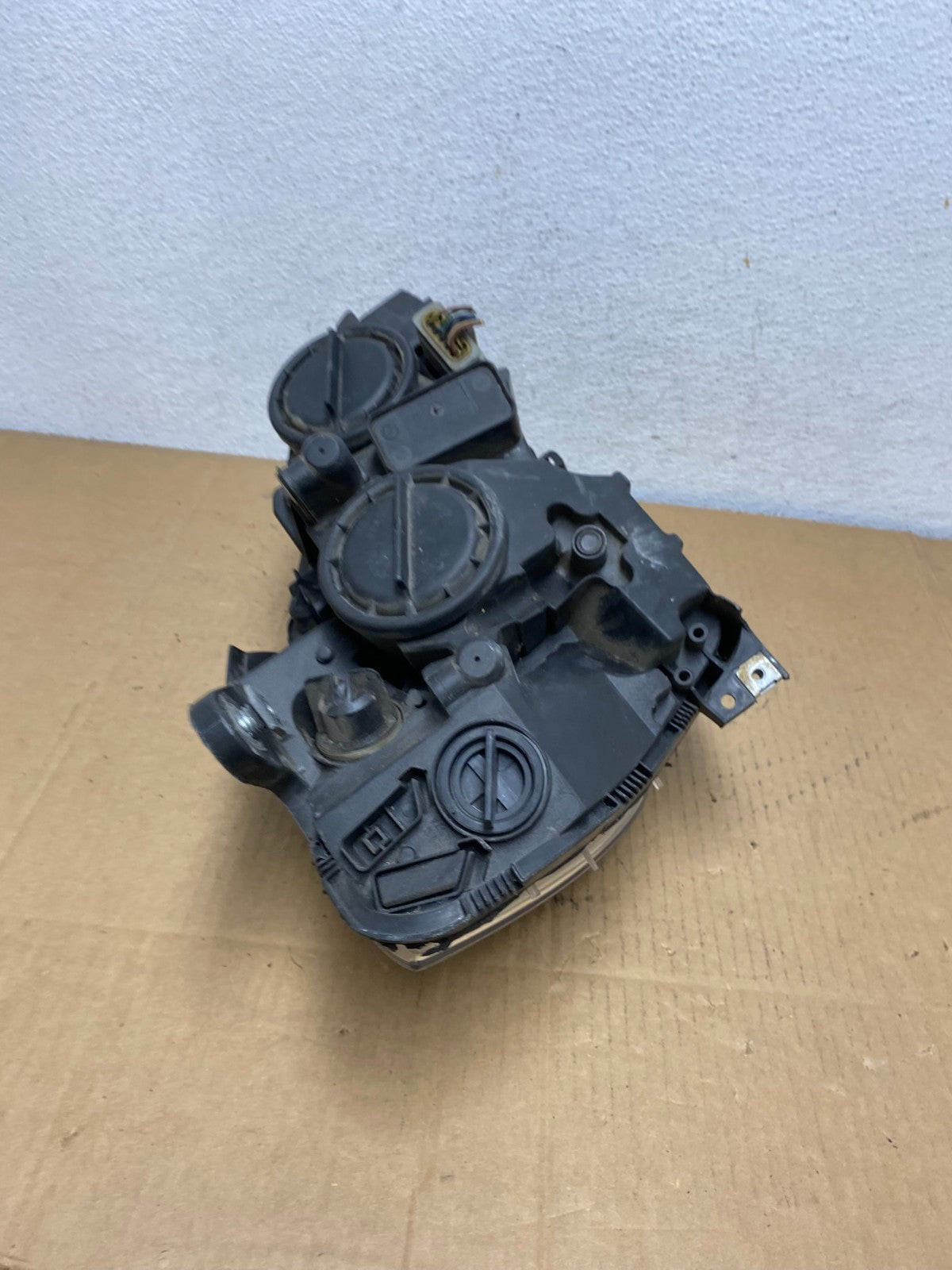 2008-2011 Mercedes C-Class C350 C300 Left Driver Halogen Headlight AD0820 DW8