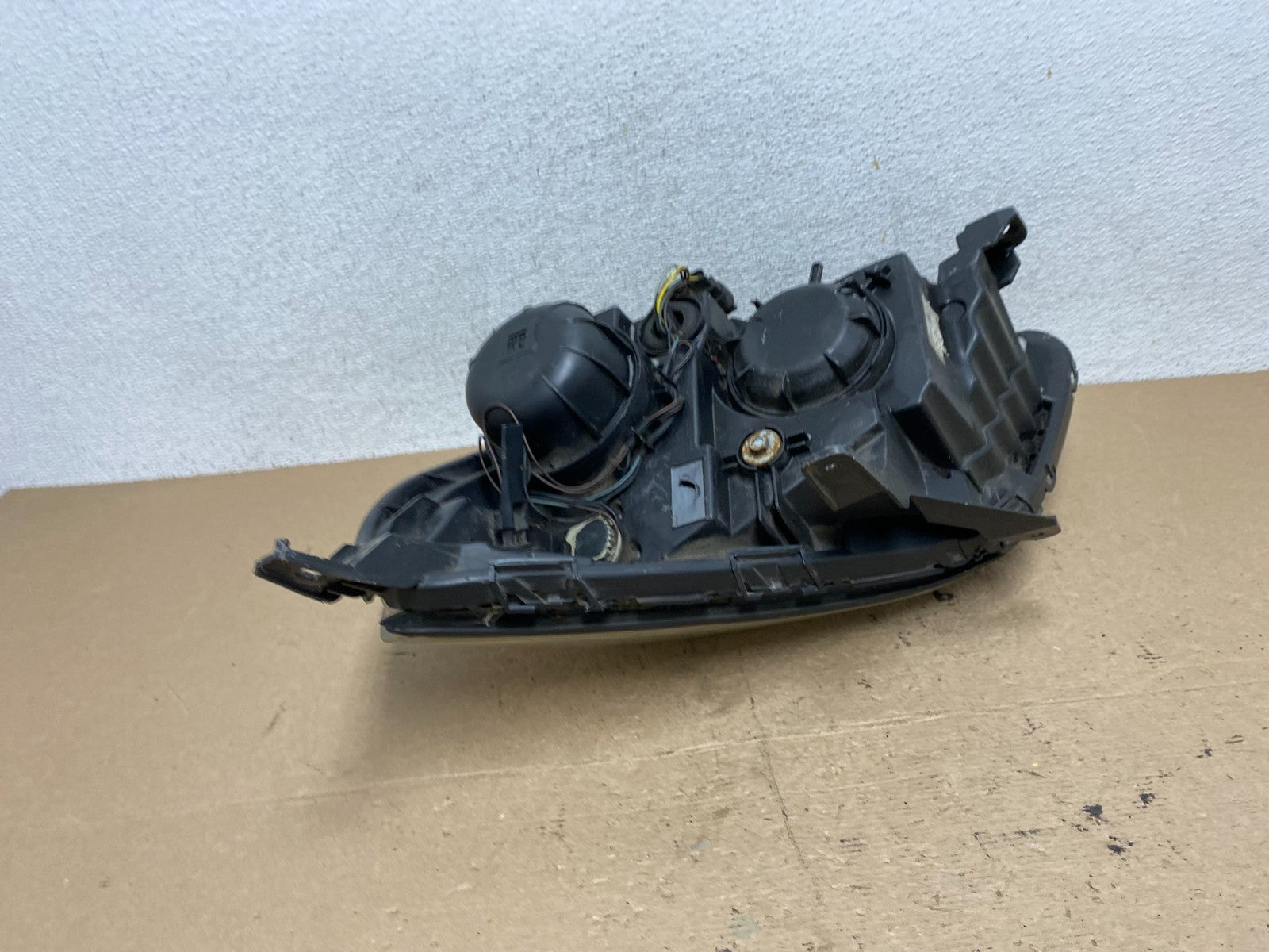 2010 - 2015 Chevrolet Equinox Halogen Headlight Right Passenger Side AF5012 DW5