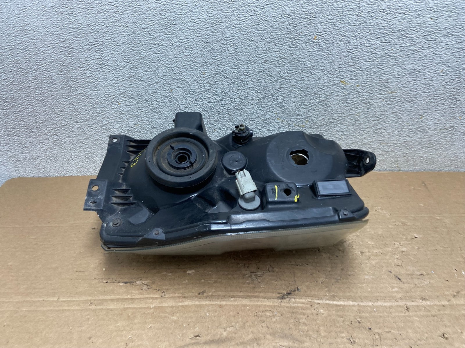2008-2014 Ford Econoline E150 E250 E350 Right Passenger Headlight Oem AB4930 DW5