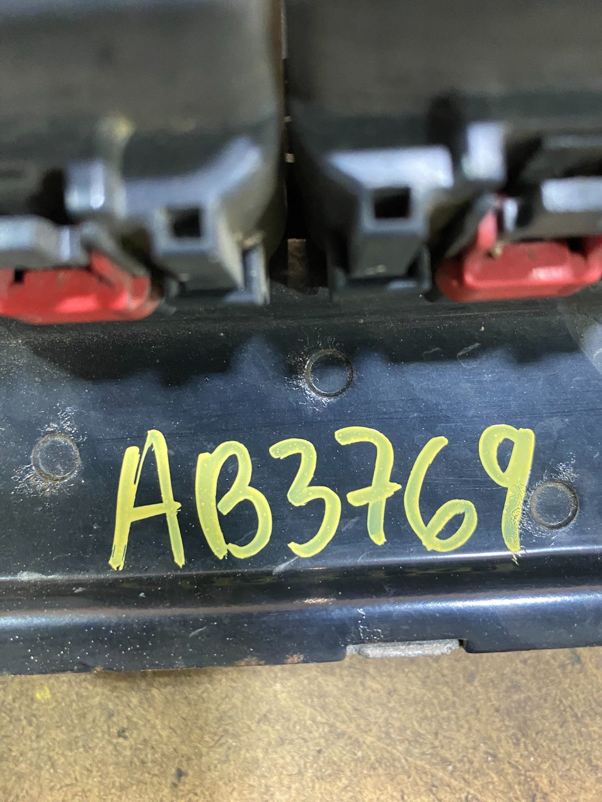 2005 to 2006 Jeep Grand Cherokee 3.7L Ecm Ecu Computer AB3769 DG3
