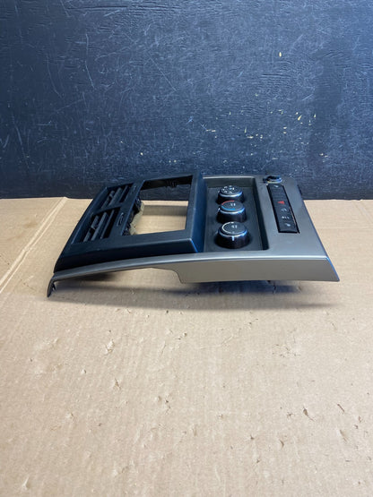 2008 to 2012 Jeep Liberty Dash Climate Temperature Control Radio Bezel AI6325 DW1