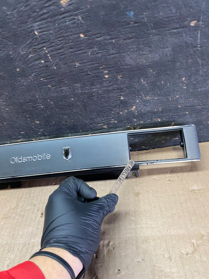 Oldsmobile Dashboard panel Trim with air vents U0182 PS3