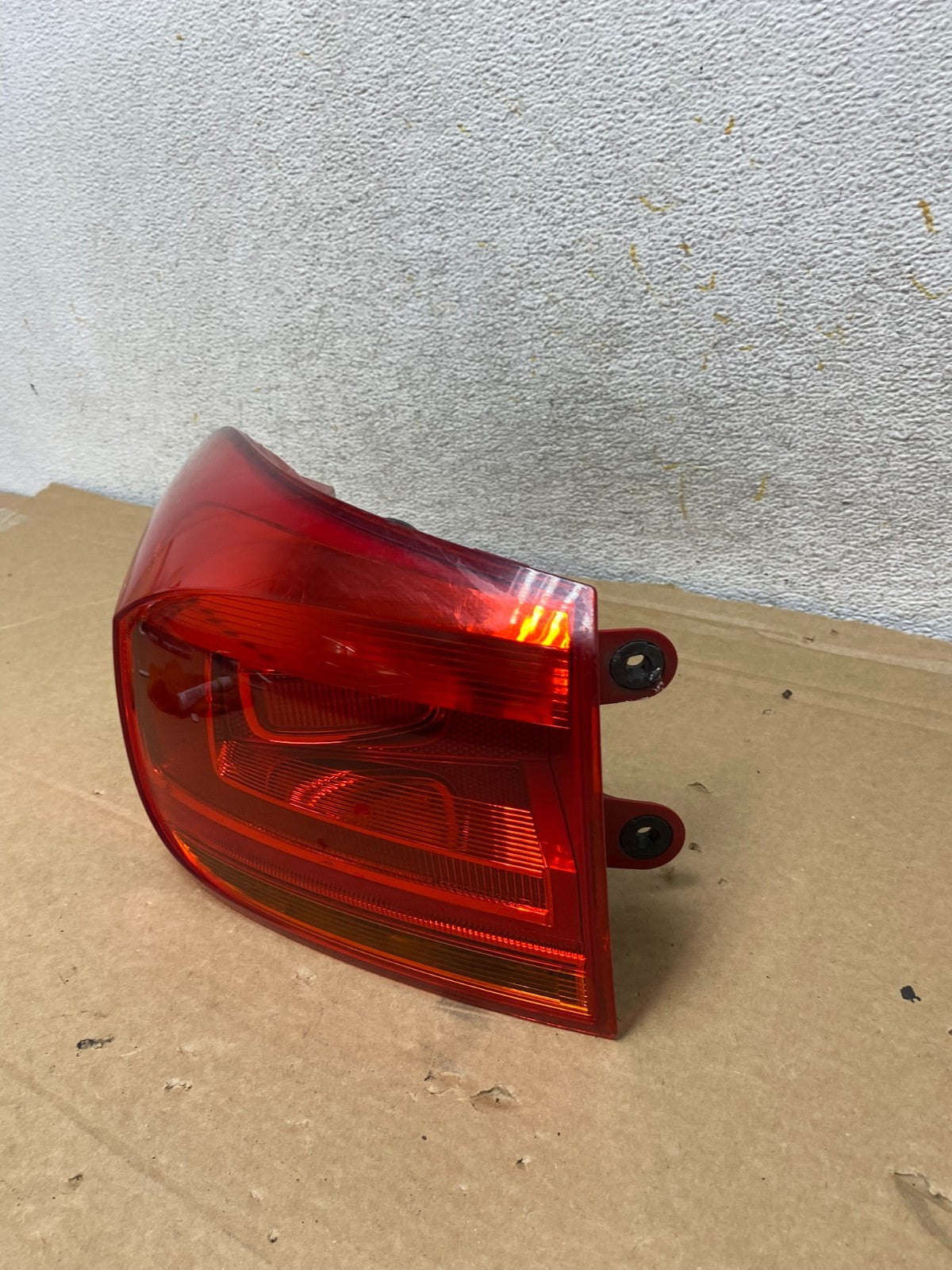 2012-2017 Volkswagen Tiguan Left Driver LH Side Tail Light AH8239 LK1