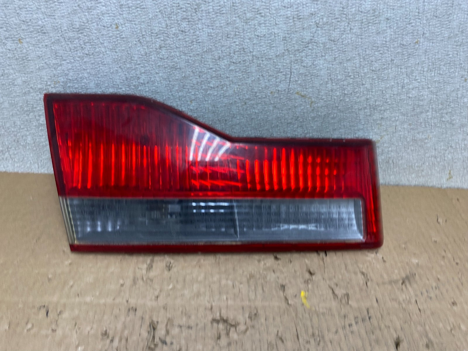 2001 to 2002 Honda Accord Left Driver LH Side Inner Tail Light OEM T7912 DW0