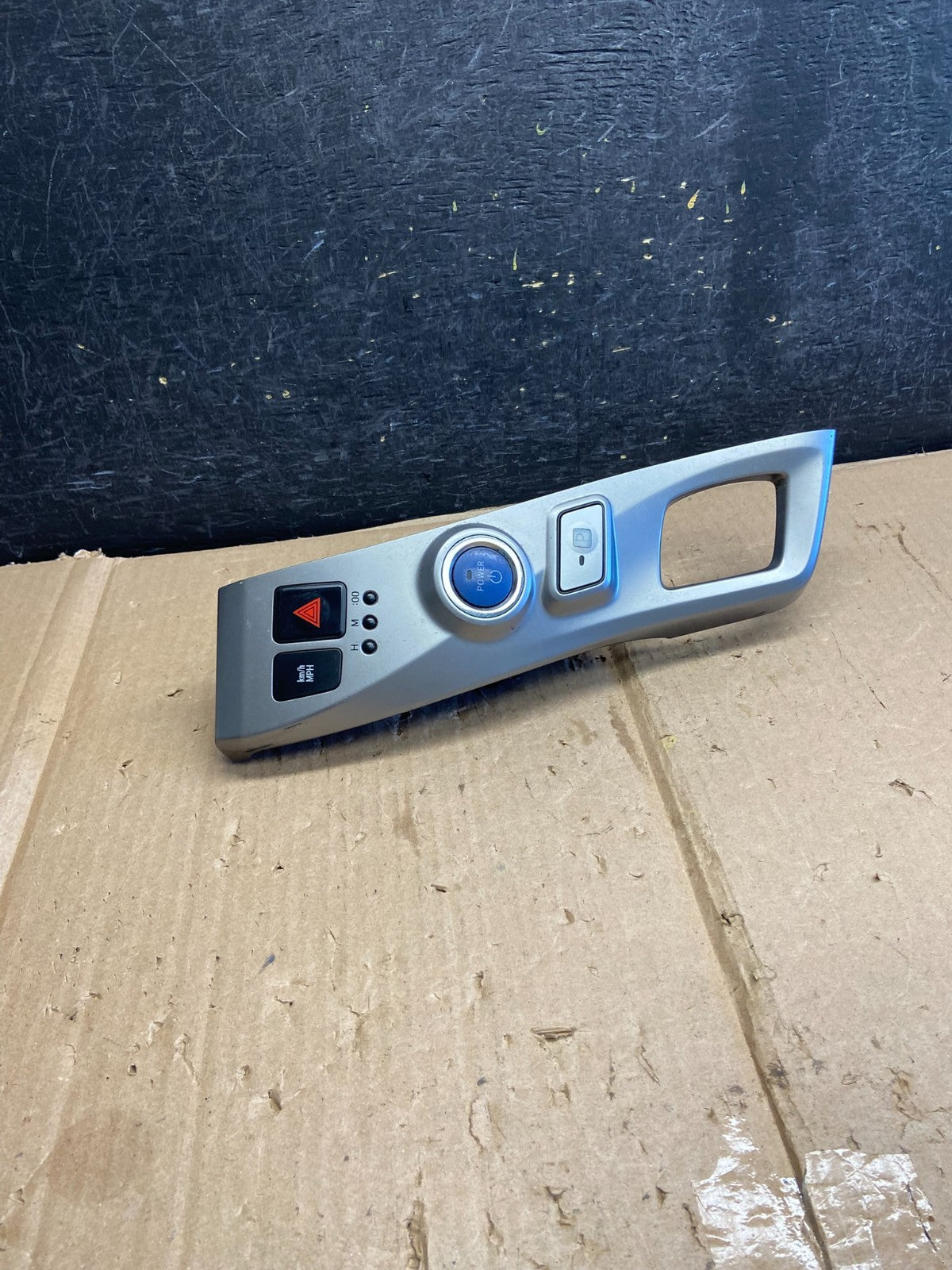 2012-2016 Toyota Prius V Shifter Bezel Trim Parking Push Start AI2785 DG1