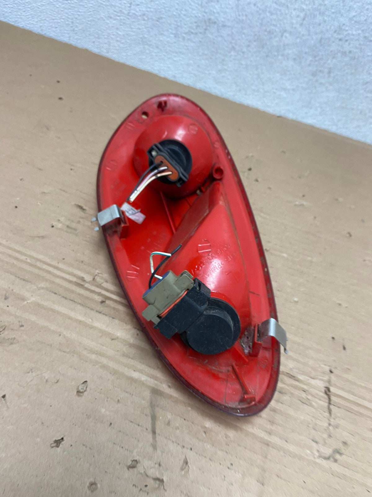 2006 to 2010 Chrysler PT Cruiser Left Driver LH Tail Light AD4204 LK4