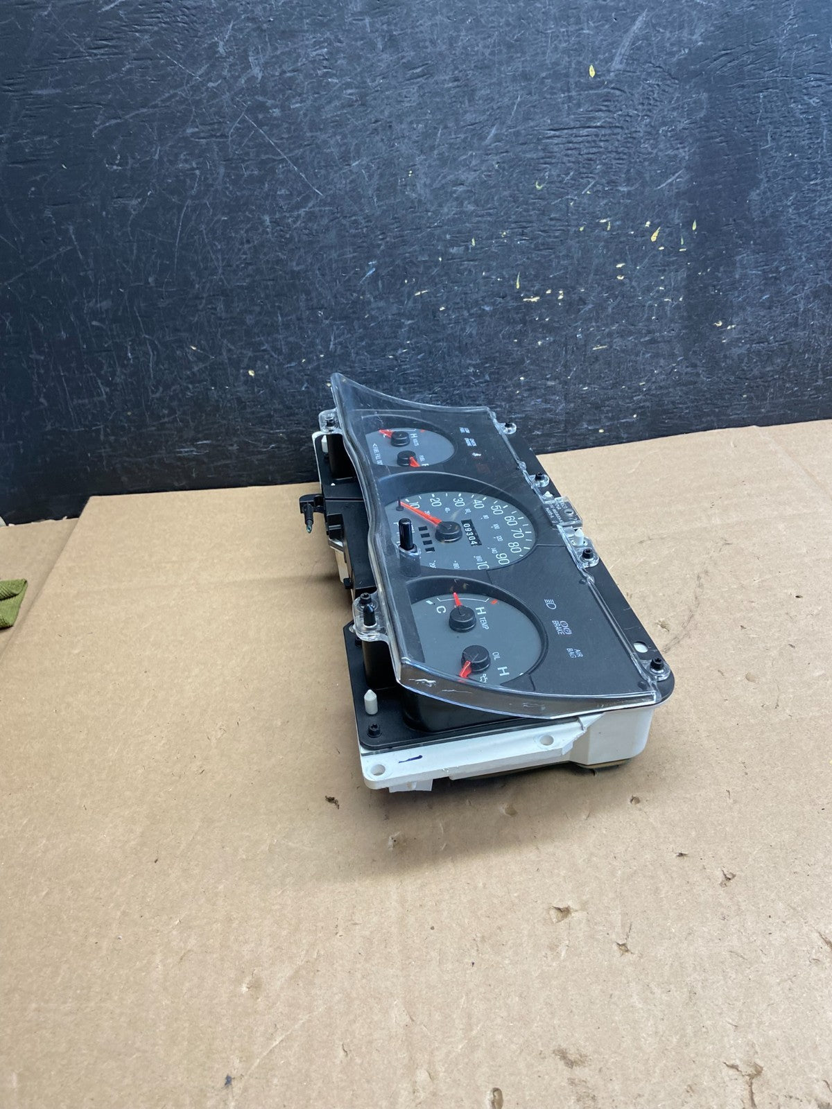 2009 to 2010 Mercury Marquis Speedometer Cluster Gauge ai3011 DG2