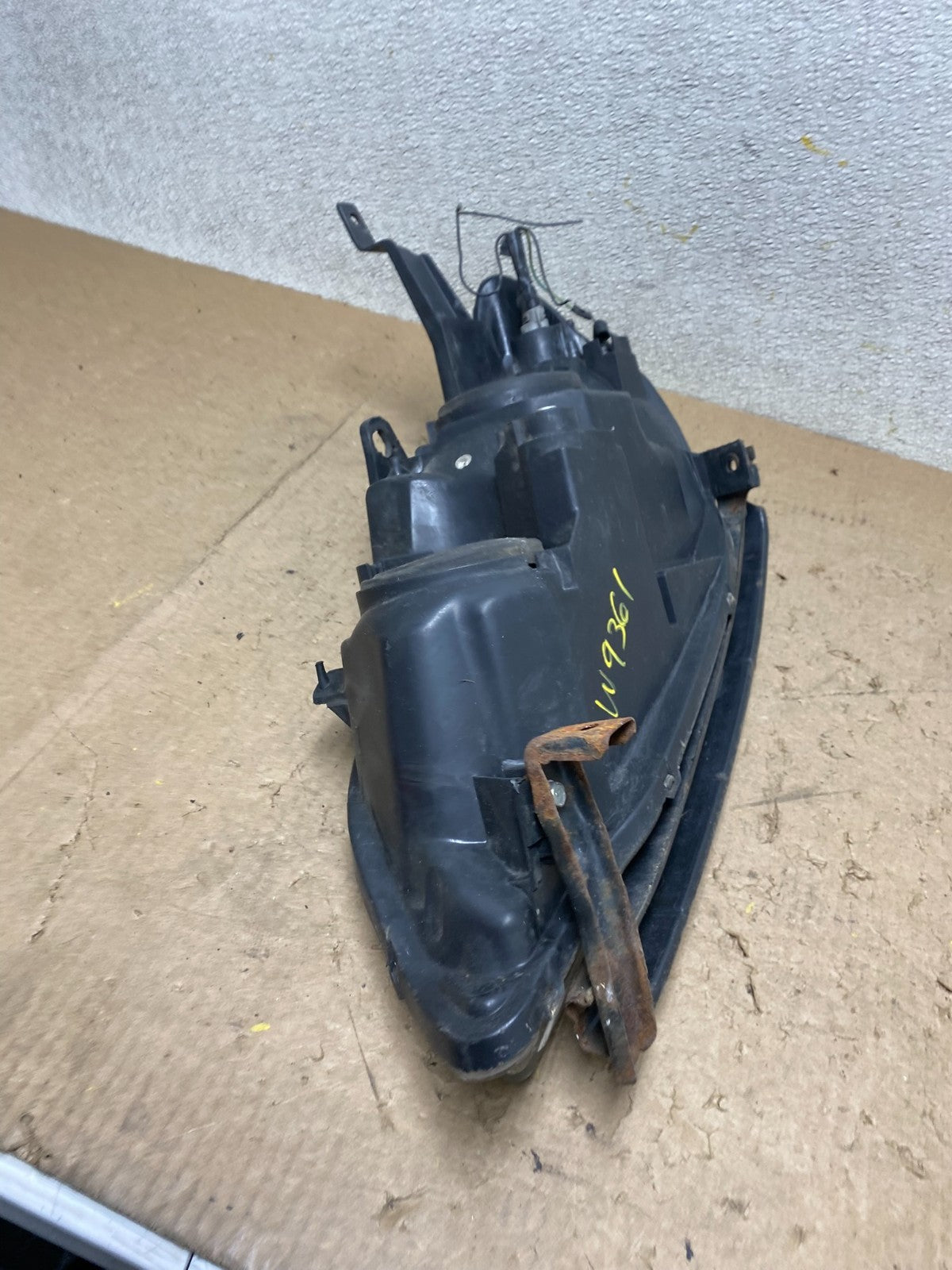 2004 2005 Honda Civic Sedan Headlight Halogen Right Passenger Rh W9361 DW12