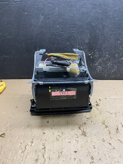 2004 2005 2006 Toyota Prius OEM Radio AM/FM CD Player Oem U5260 DG5