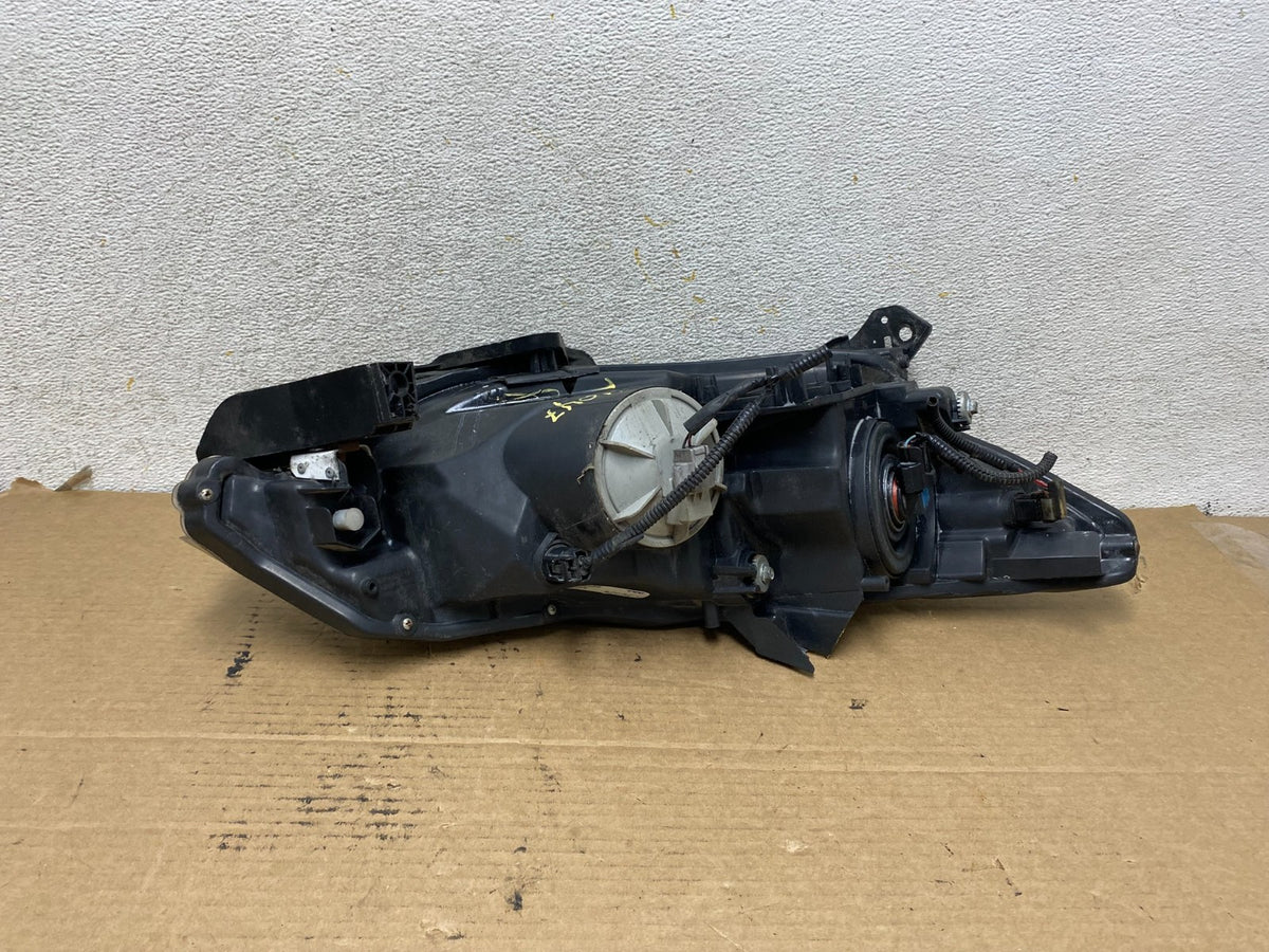 2010 - 2011 Honda Insight Left Driver LH Halogen Headlight AH4047 DG6