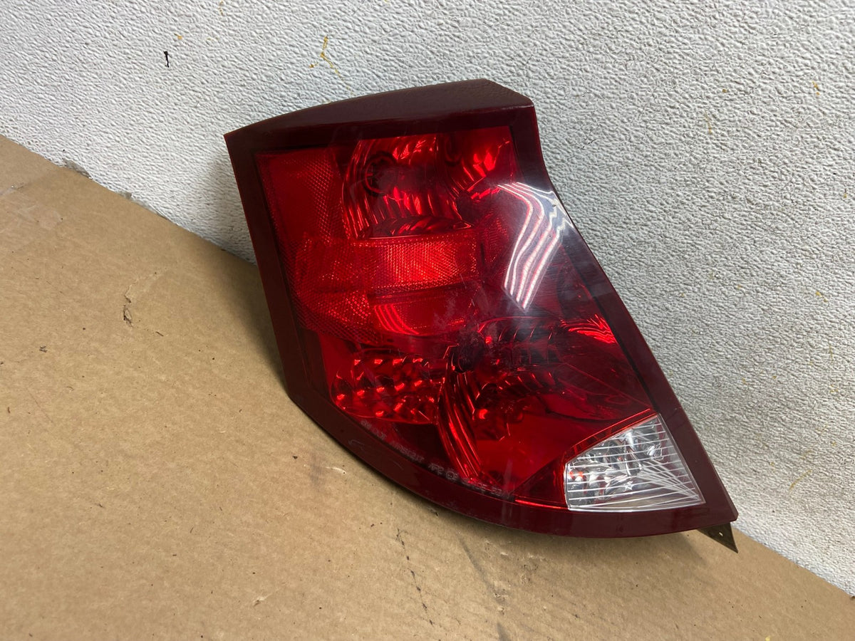 2003-2007 Saturn Ion Left Driver LH Side Tail Light Tail Light AH4230 LK0
