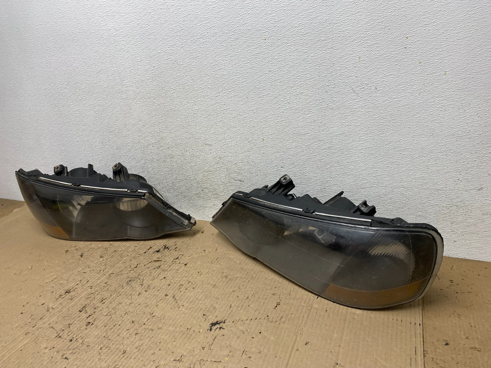 2002 to 2003 Acura TL Driver Left+Right Side HID Xenon Headlights AF7184 DW1