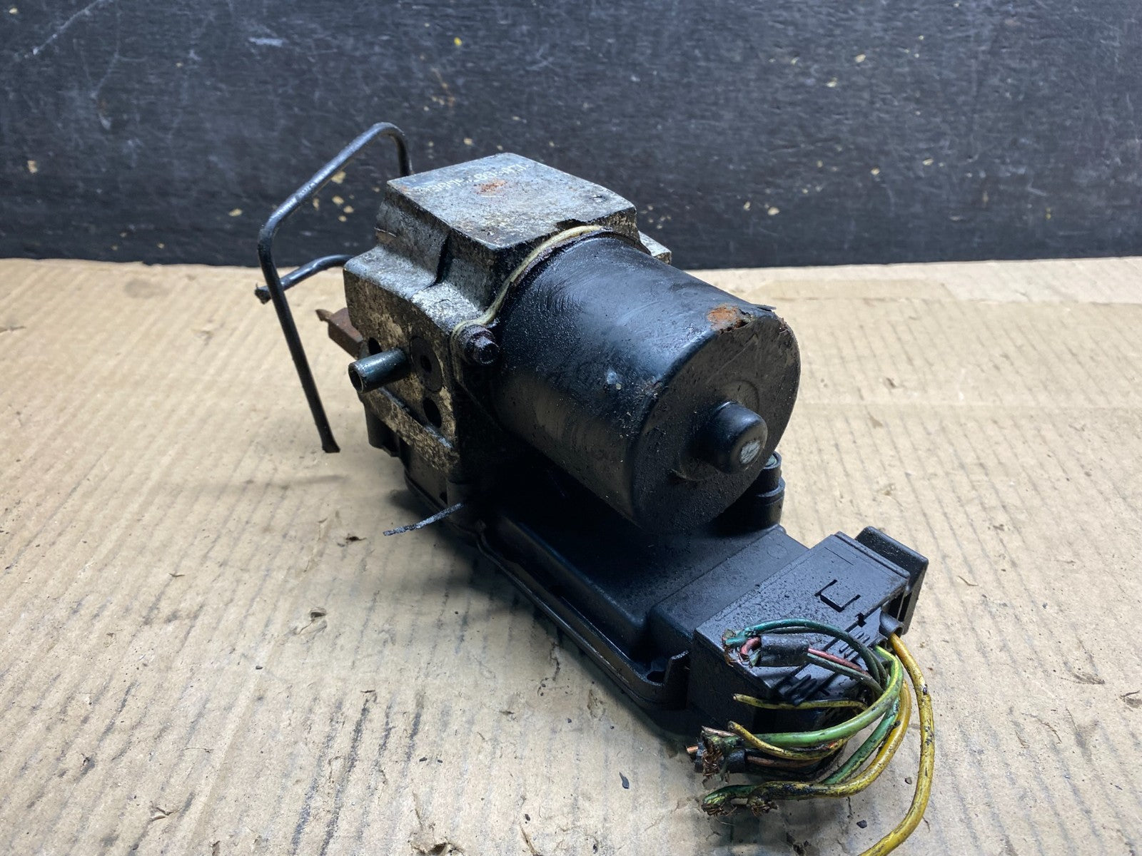 2009 2010 Ford E250 E350 Econoline Anti-Lock ABS Antilock Brake Pump y1349 DG4