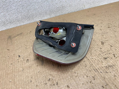 2004 2005 2006 Bmw X3 Right Passenger Rh Side Tail Light OEM W7524 DW9