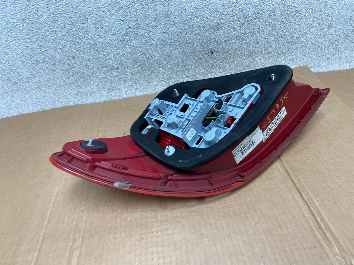 2008 2009 2010 2011 Mercedes C-Class Right Passenger Tail Light AI3735 LK6