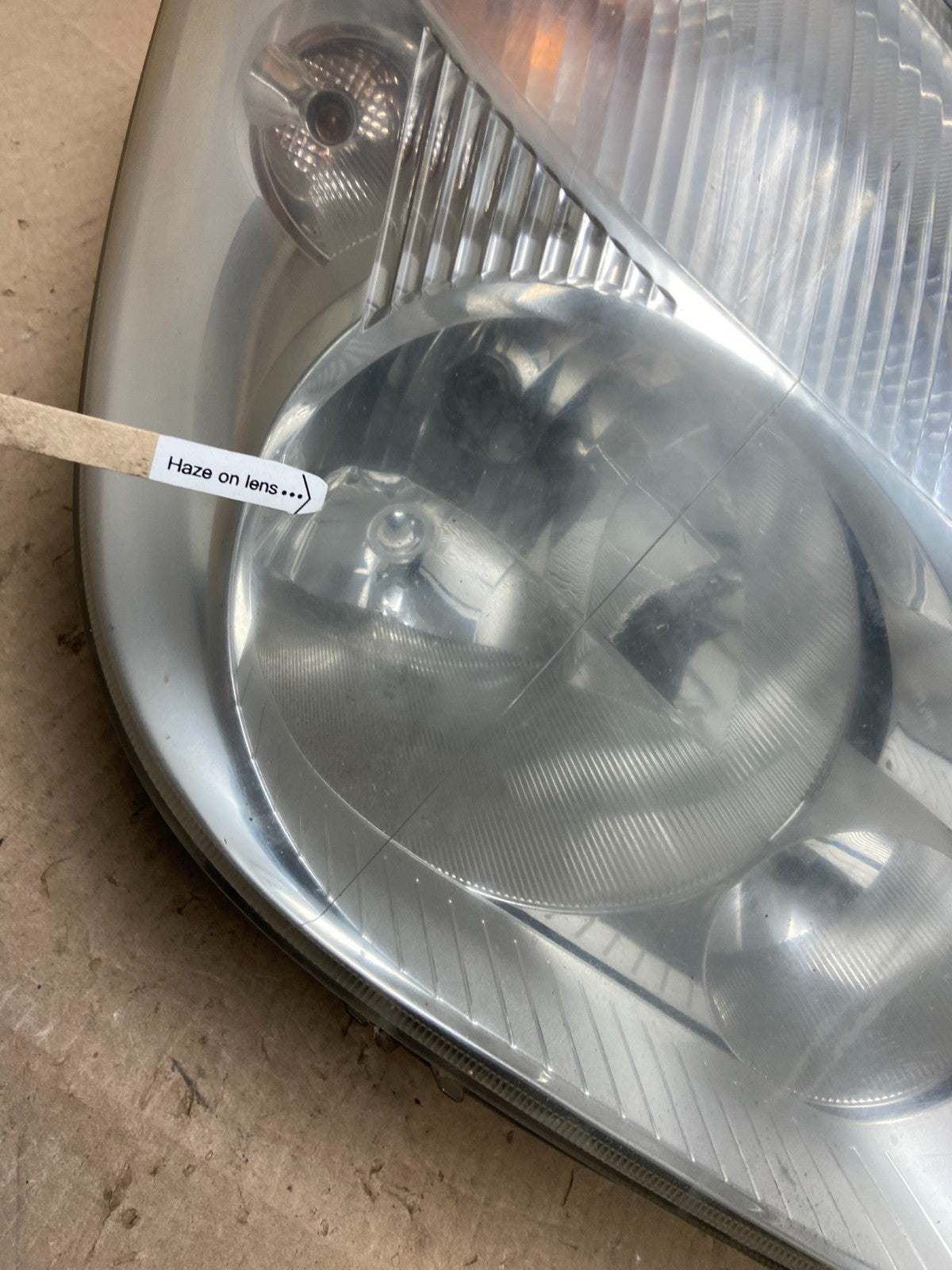 2007 to 2013 Mercedes Sprinter Headlight Right Passenger Halogen Oem Z6110 DW4