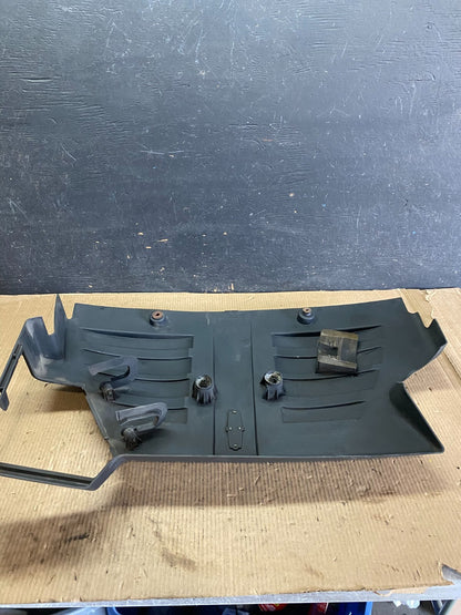 2004 Lincoln Aviator Engine Motor Cover N8355 PS4