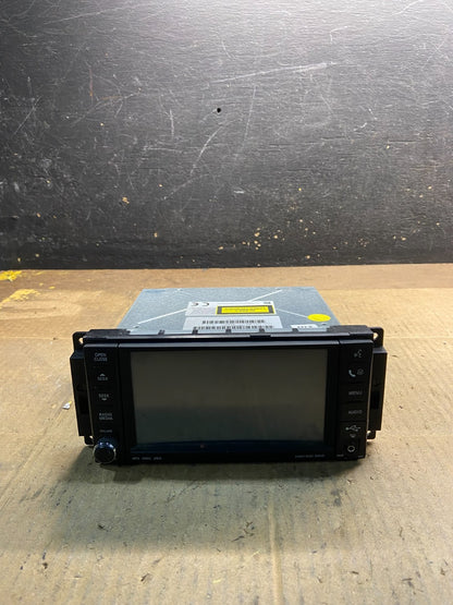 2007 2014 Jeep Dodge Chrysler Screen Display CD Player Satellite Radio Y7317 DG0