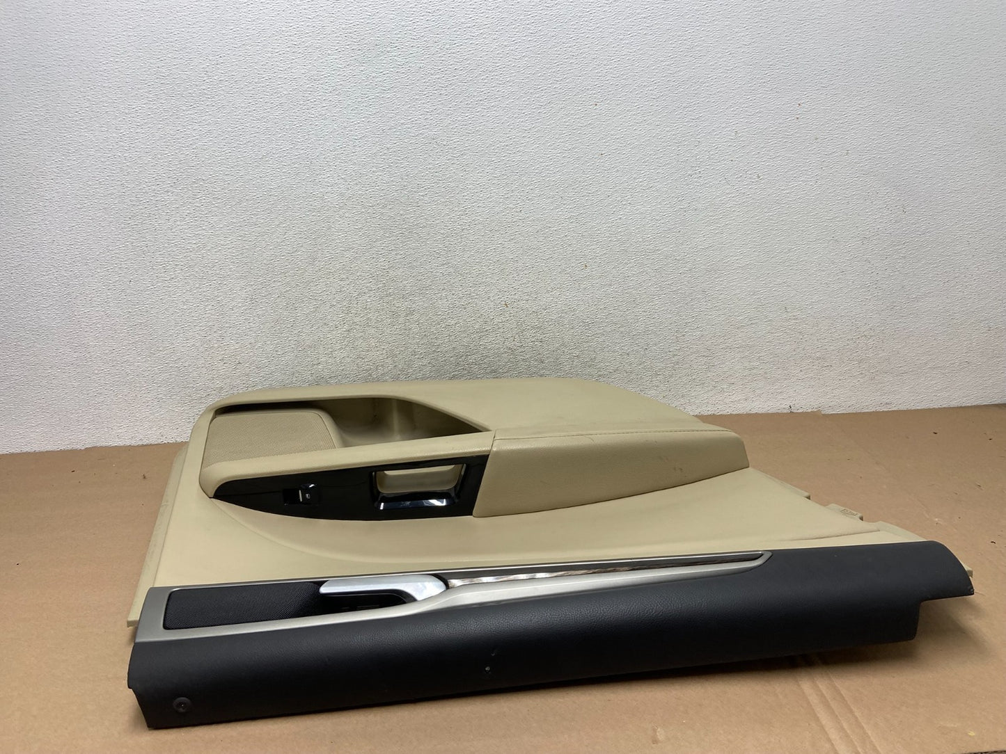 2013 to 2014 Ford Fusion Rear Left Driver Interior Door Panel AG4513 DG5
