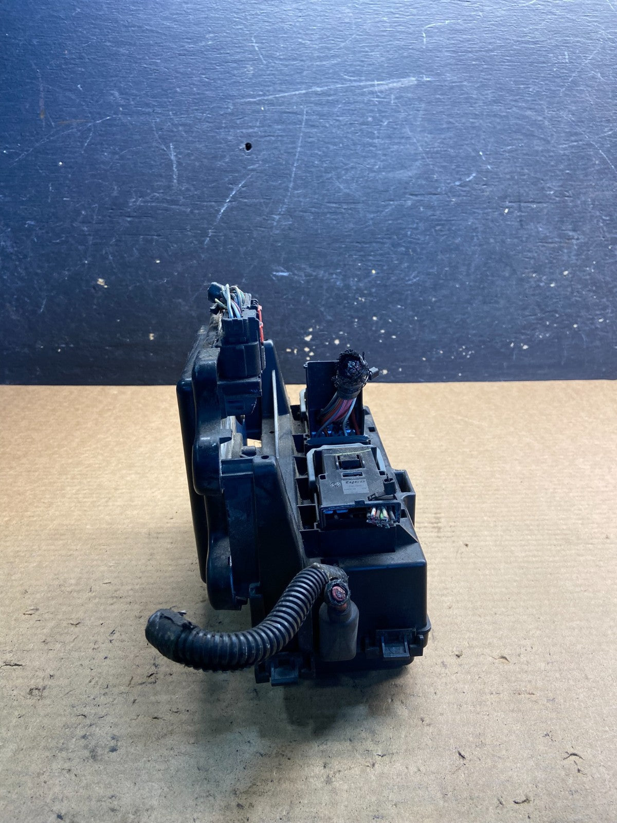 2006 Jeep Grand Cherokee Fuse Box Multi-Function Relay BCM Body Module AA0688 DG2