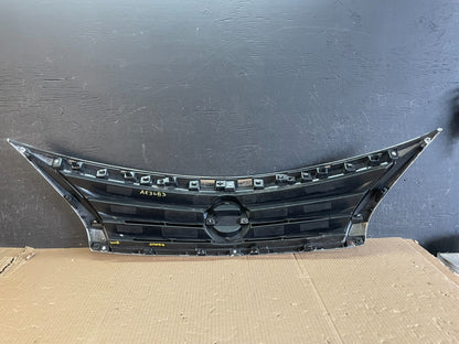 2013 to 2015 Nissan Altima Front Upper Grill Grille Sedan Aftermarket AE3683 DG3