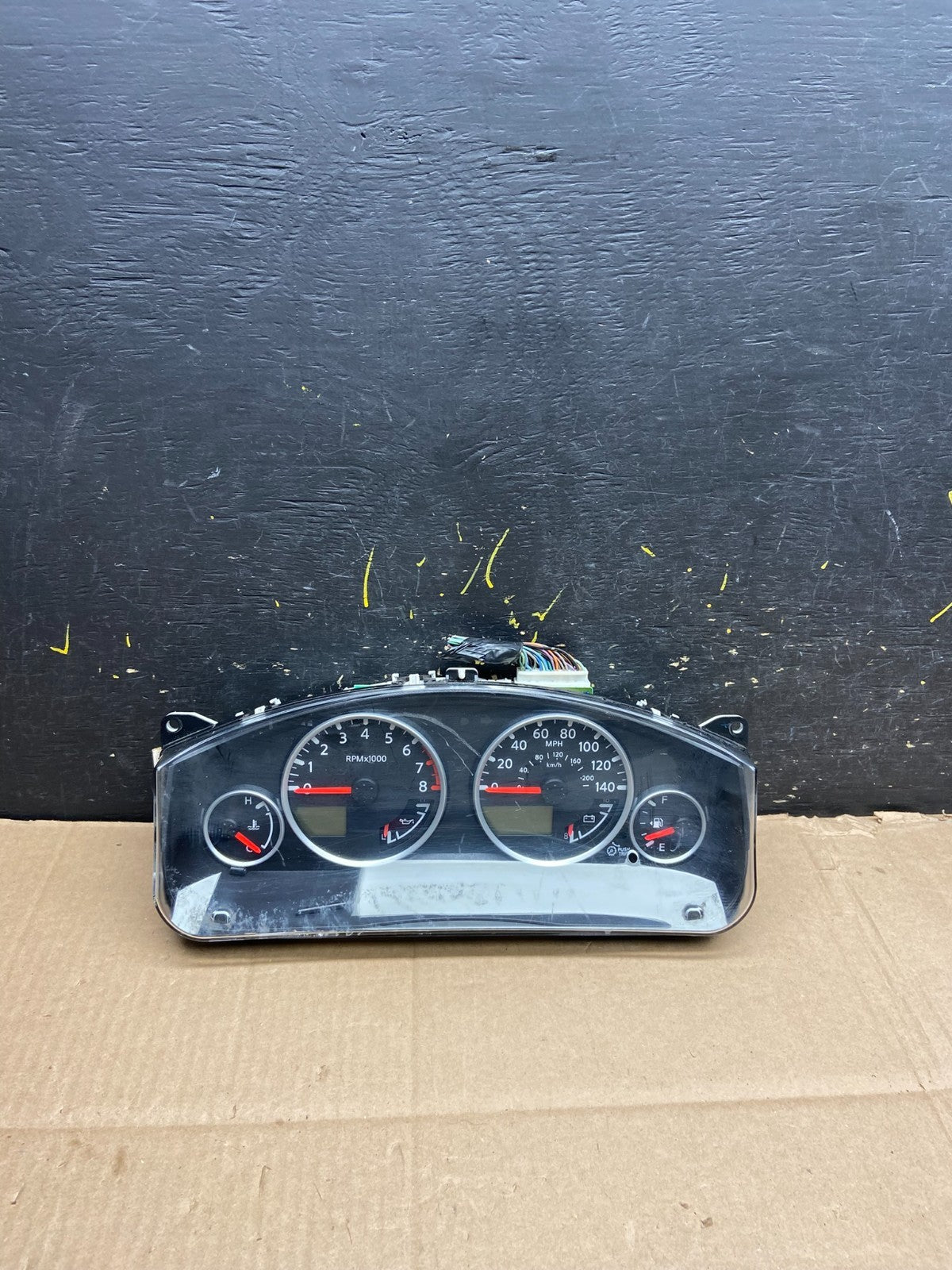 2006-2007 Nissan Pathfinder Xterra Cluster Speedometer Instrument Y2218 DG0