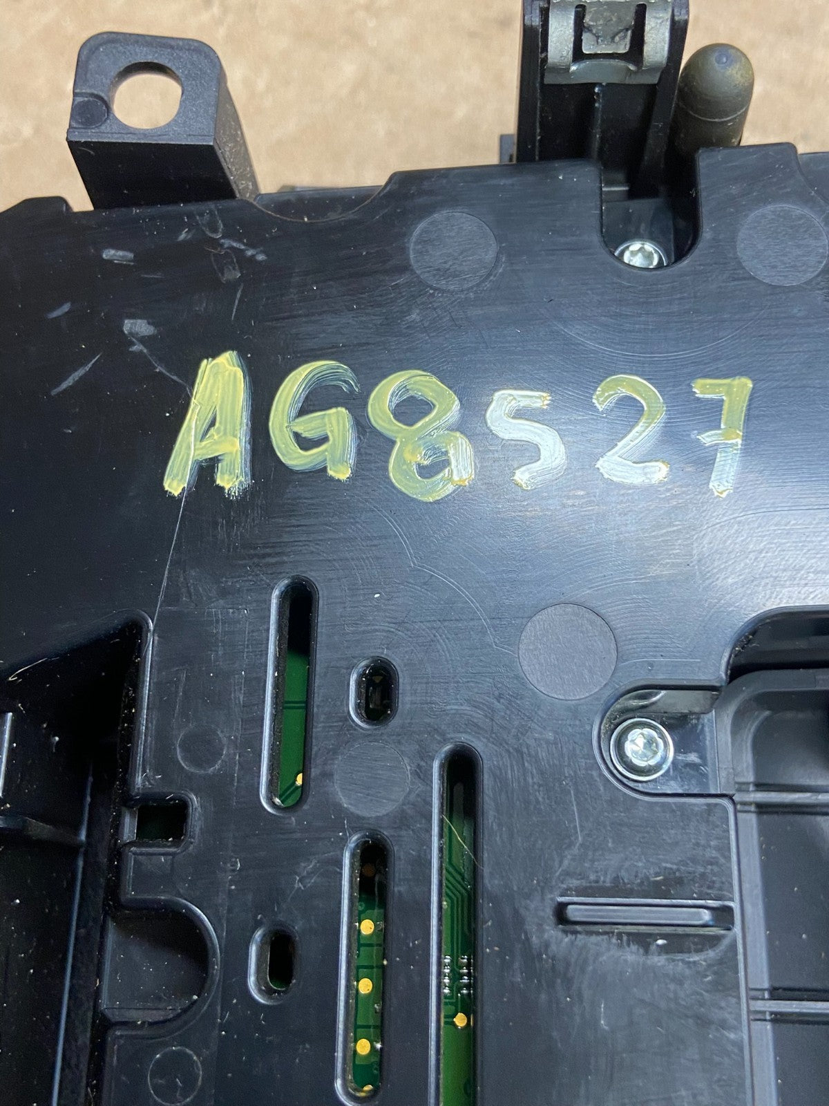 2013 to 2015 Ford Fusion Radio Climate Control A/C Control ag8527 DG6