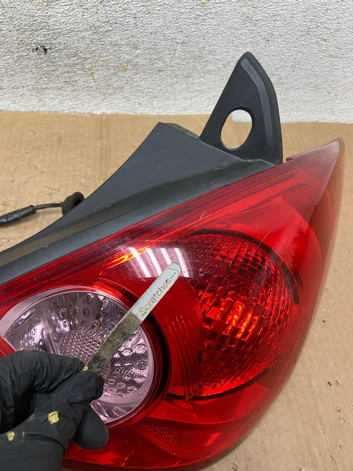 2007 - 2012 Nissan Versa Hatchback Right Passenger Side Tail Light AI5491 LK3