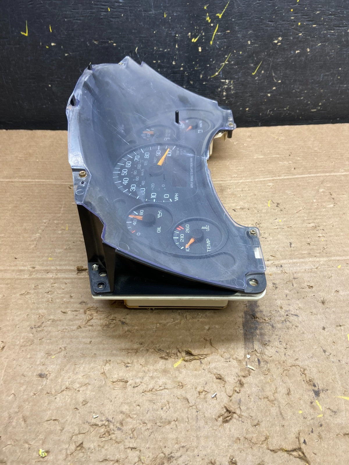 1996 to 2000 Chevrolet Express Speedometer Cluster Gauge OEM W9816 DG2