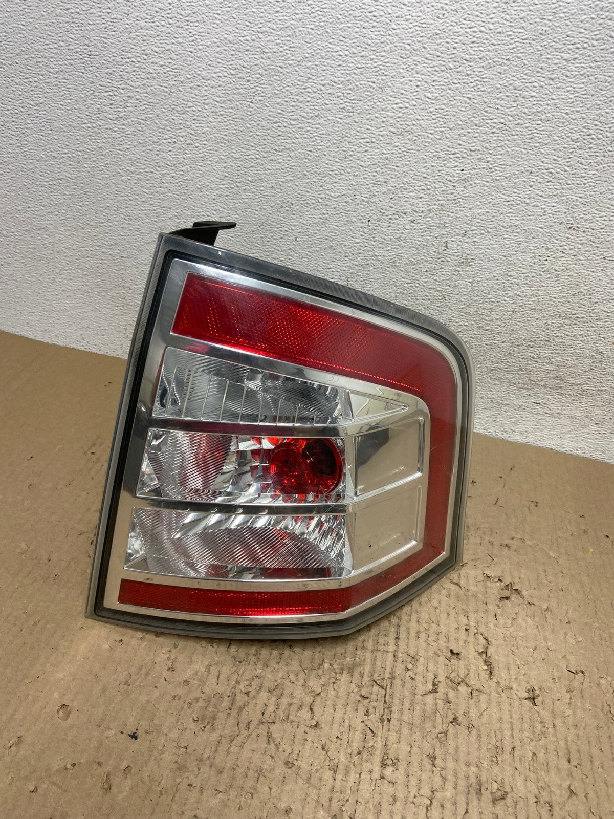 2007 to 2010 Ford Edge Tail light Right Passenger Rh Side AF2963 LK0