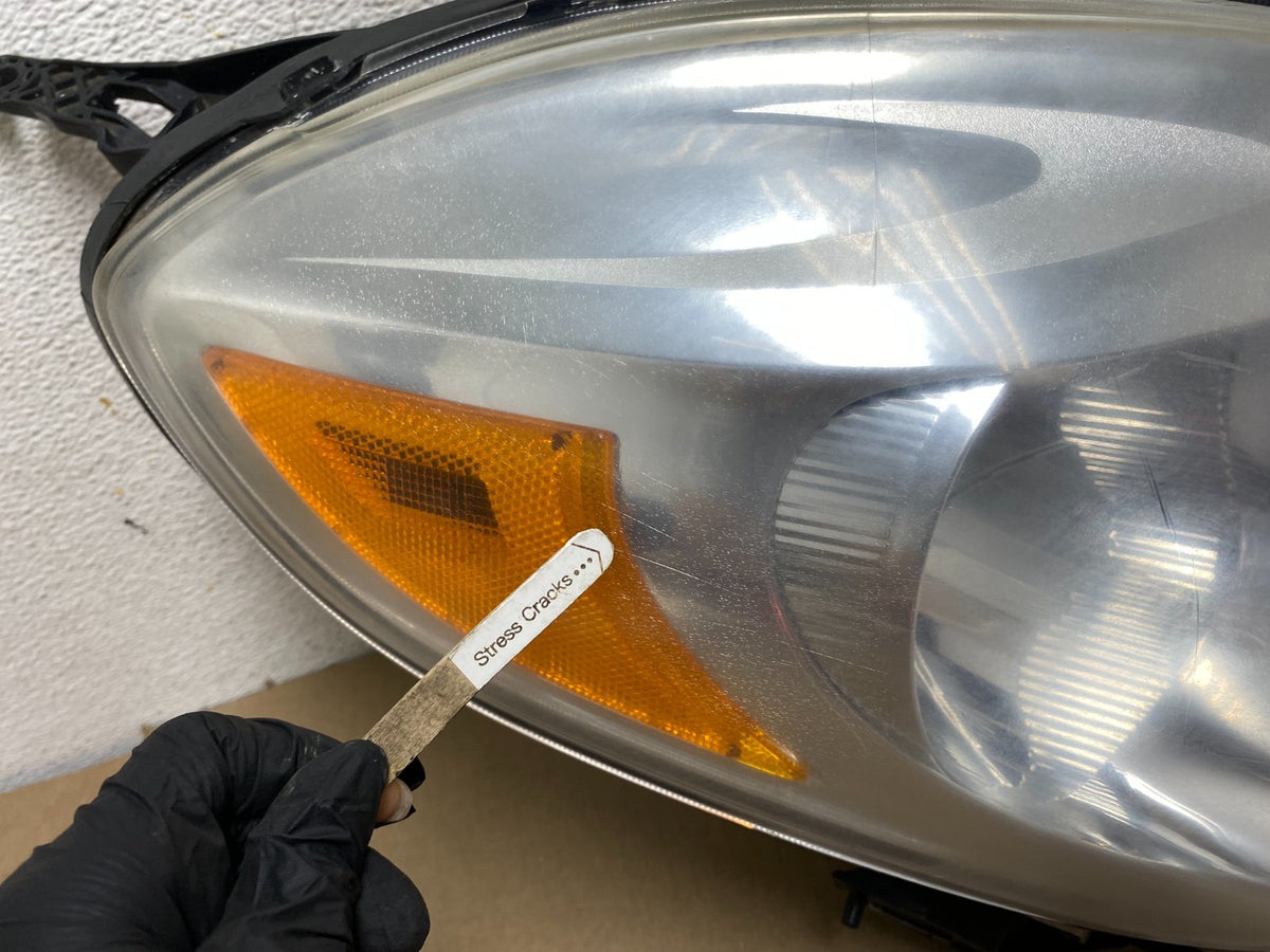 2012 2013 2014 Nissan Versa Sedan Headlight Right Passenger Rh AH6658 DW4