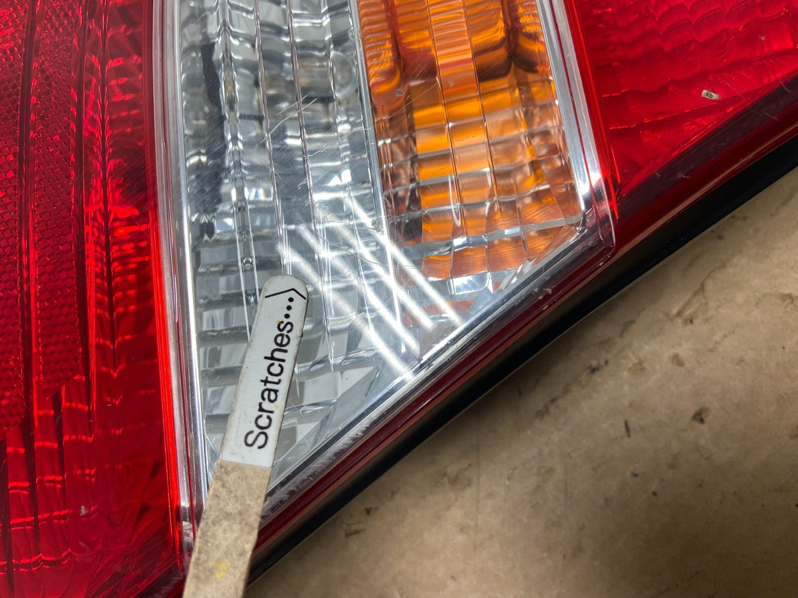 2002 2003 2004 Toyota Camry Left Driver LH Side Tail Light AB5286 LK3