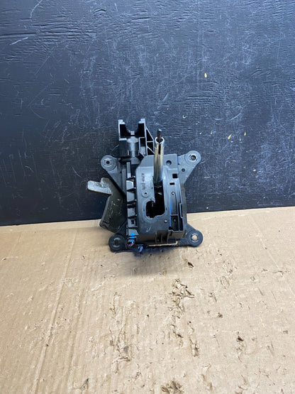 2013-2018 Cadillac ATS Automatic Transmission Gear Shifter Selector AD69680