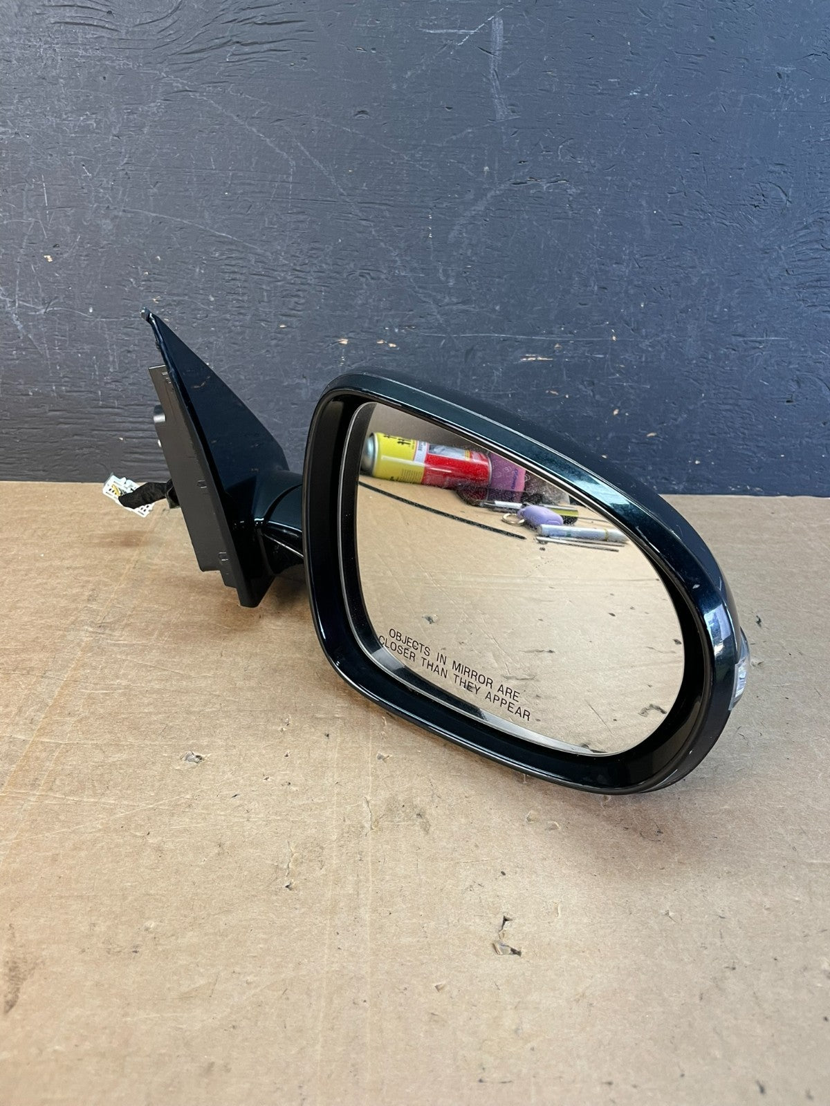2016 to 2020 Kia Sorento Right Passenger Door Mirror Turn Signal AE8569 DW2