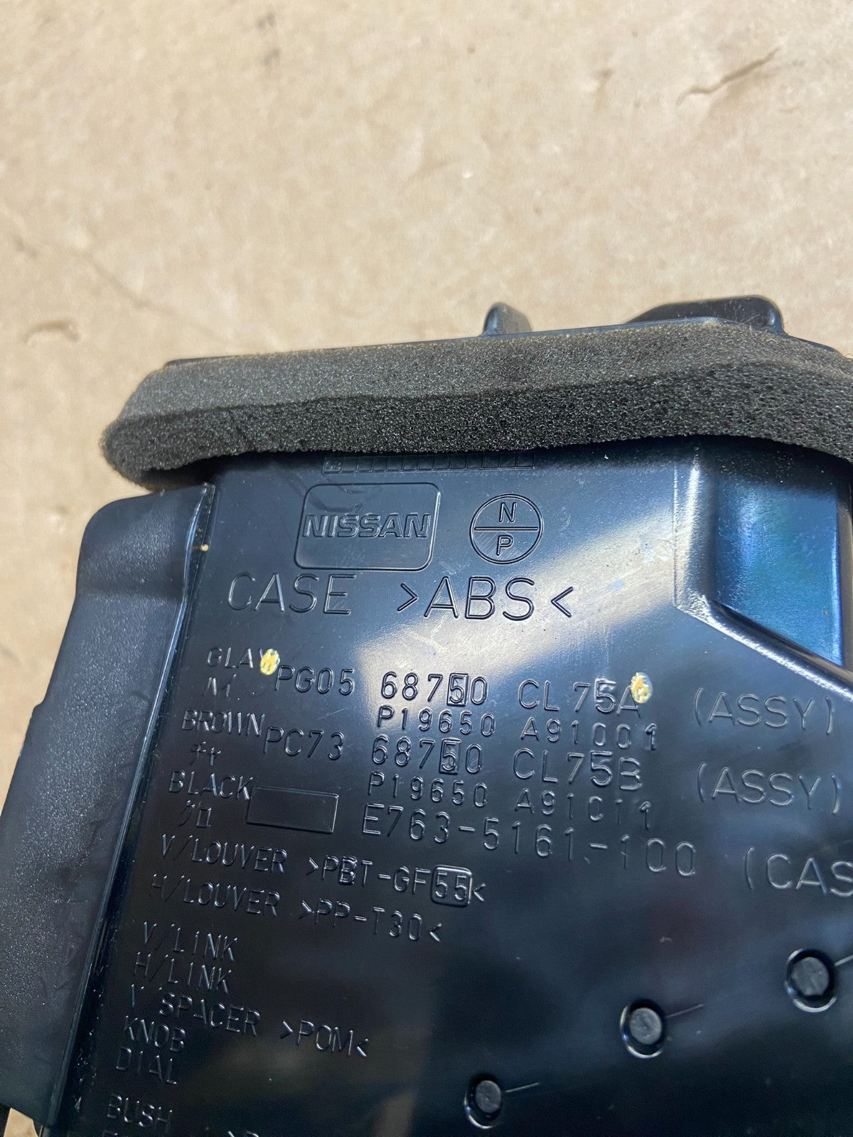 2006 to 2008 Infiniti FX35 Front Radio A/C Heater Switch Control Panel AF2452 DG5