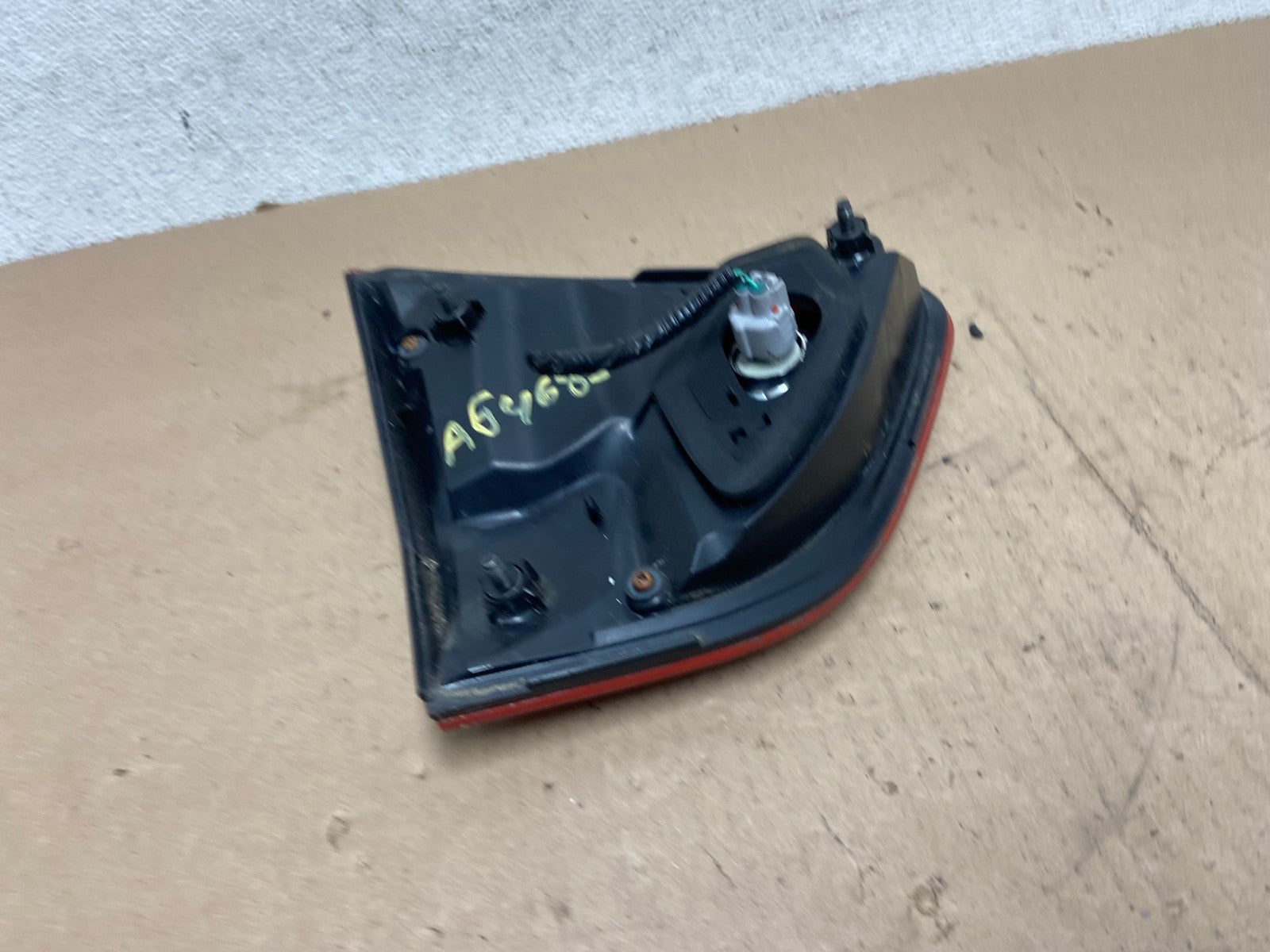 2017 - 2020 Nissan Pathfinder Right Passenger RH Tail light Inner AG4685 LK5