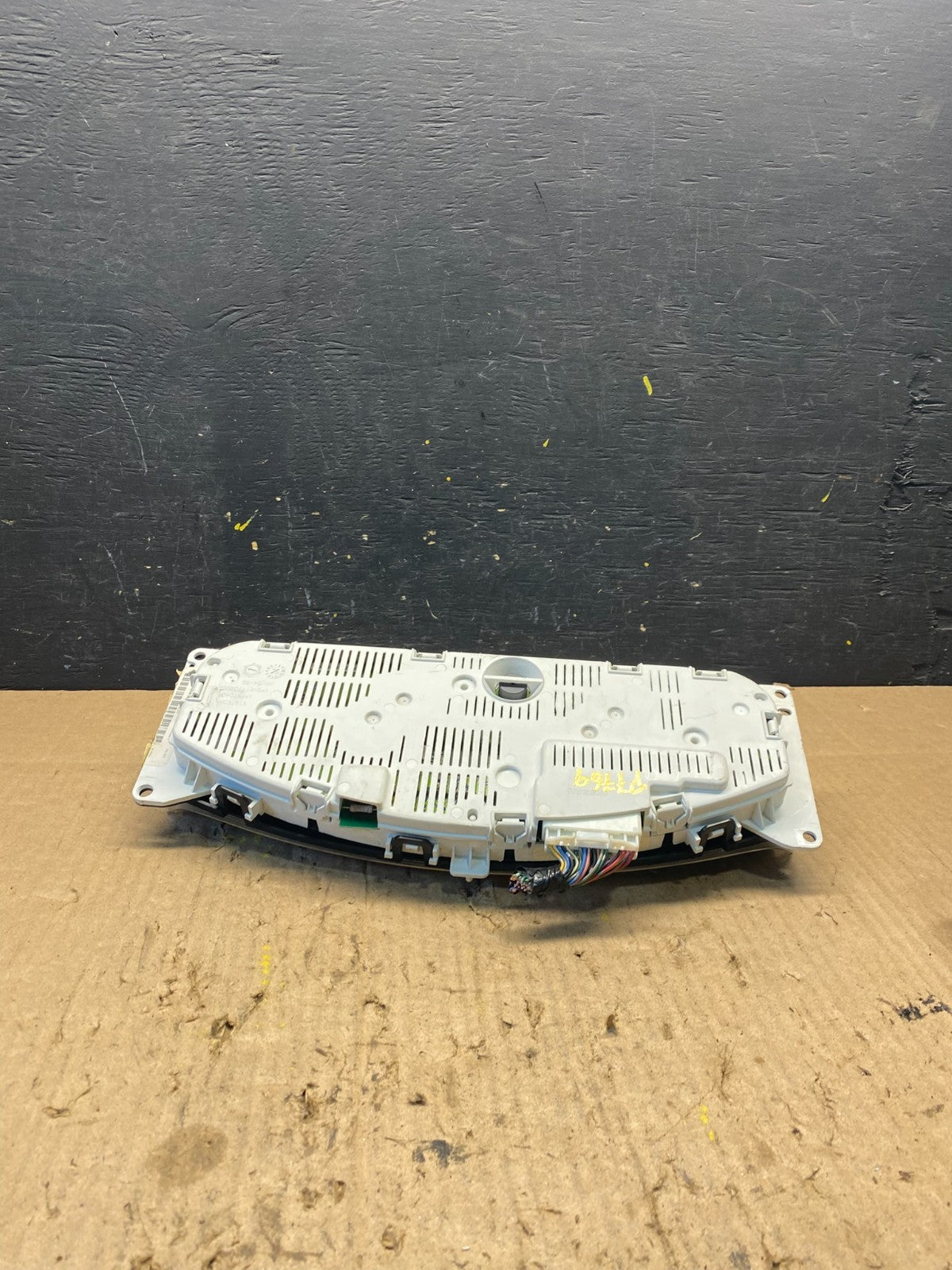 2006 - 2007 Nissan Pathfinder Xterra Cluster Speedometer Instrument OEM P7769 DG5