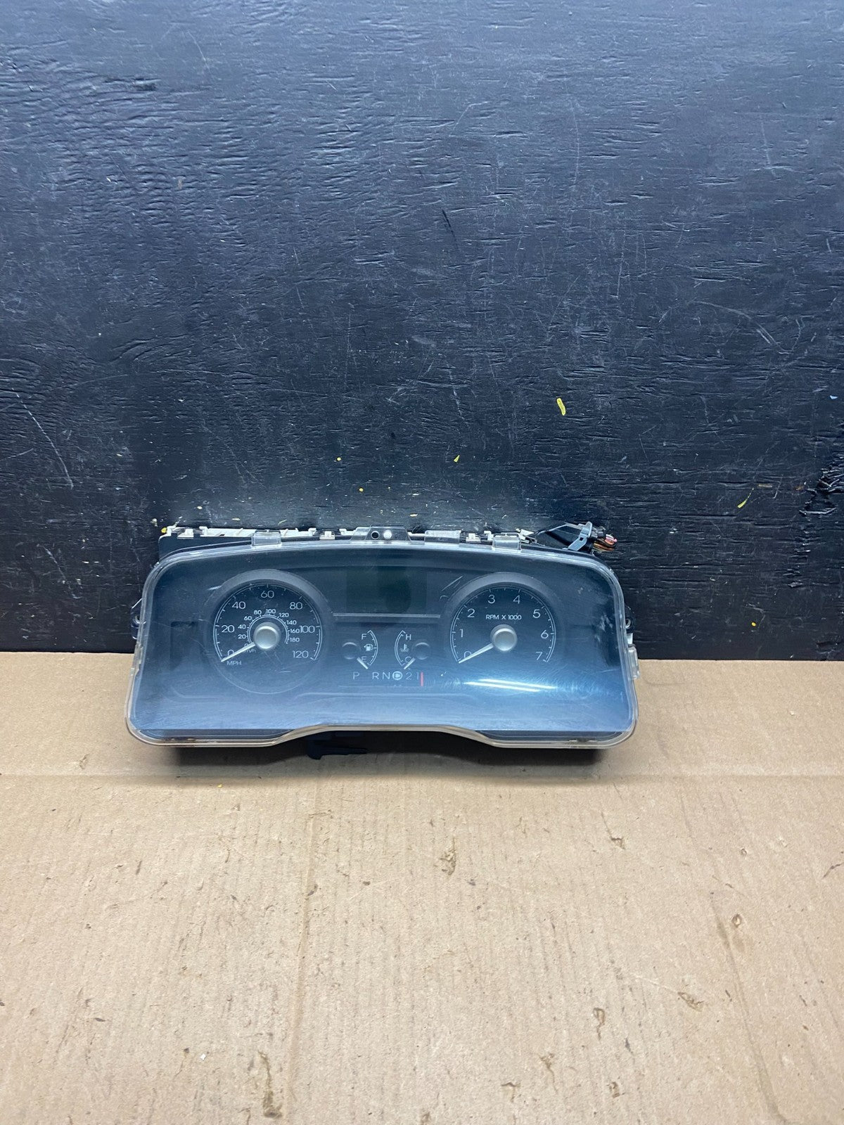 2009 to 2010 Mercury Marquis Speedometer Cluster Gauge Oem q0810 DG0