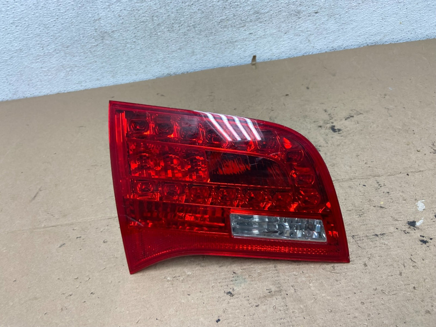 2006 - 2008 Audi A6 Avant Wagon Left Driver LH Inner Tail Light AF5086 DW0