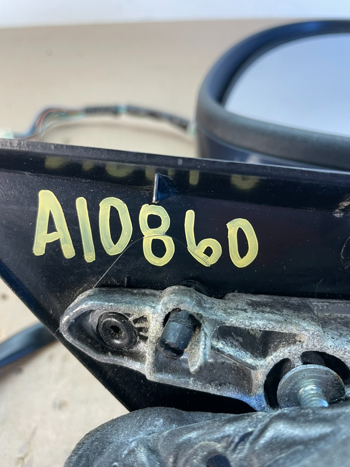 2007 - 2013 Chevrolet Silverado Sierra Right Passenger Side Mirror AI0860 DG10