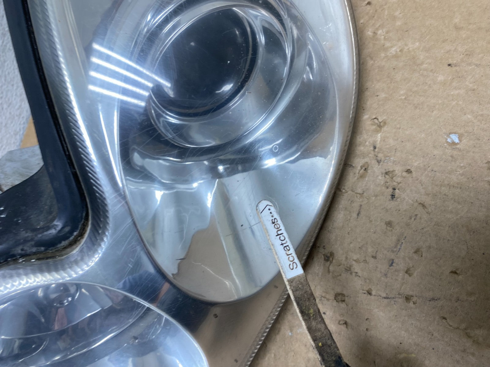 2002 to 2005 Hyundai Sonata Left Driver LH Side Headlight Halogen AG1120 DW3