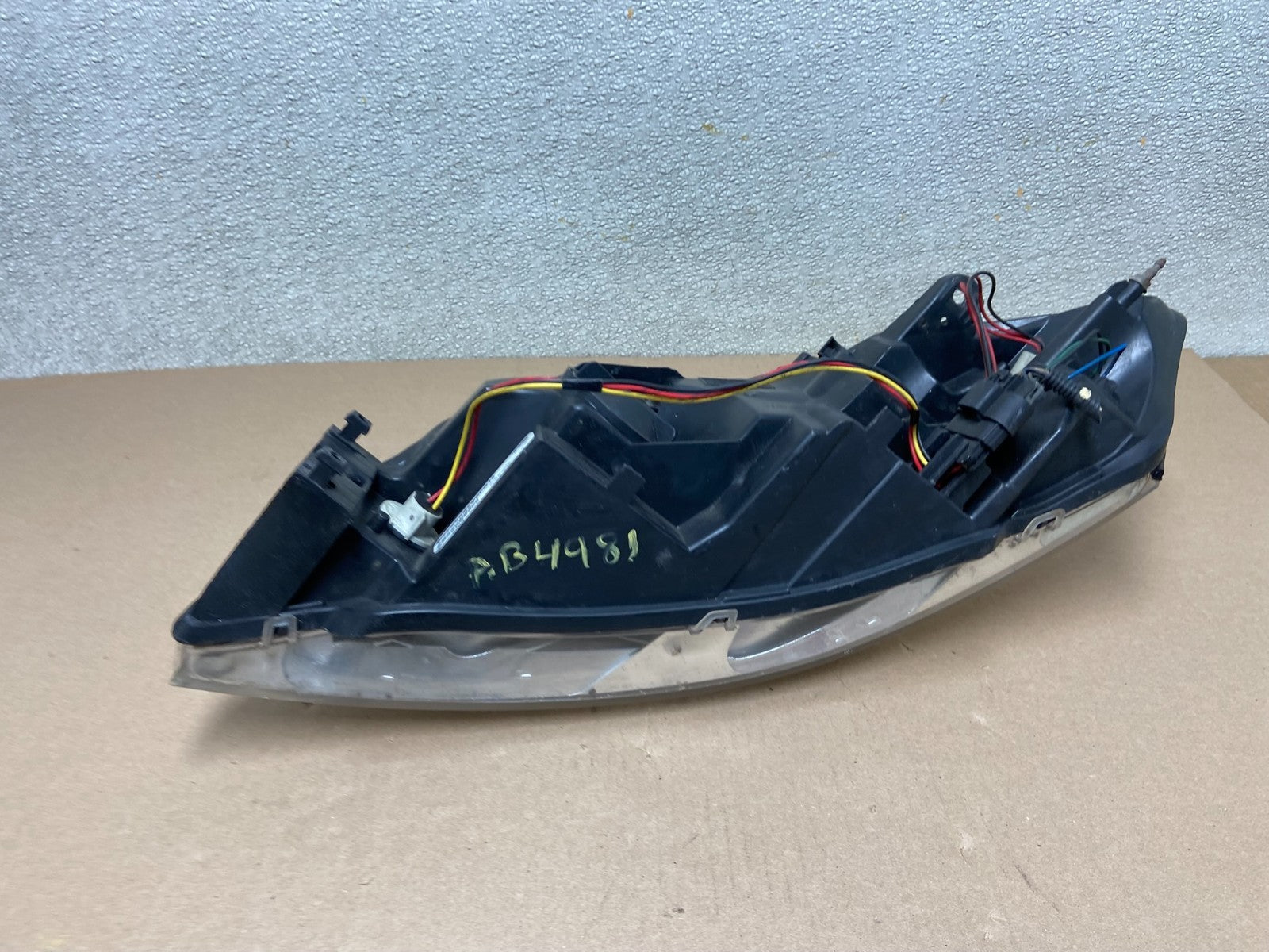 2006 to 2013 Chevrolet Impala Right Passenger RH Headlight Halogen AB4981 DW7