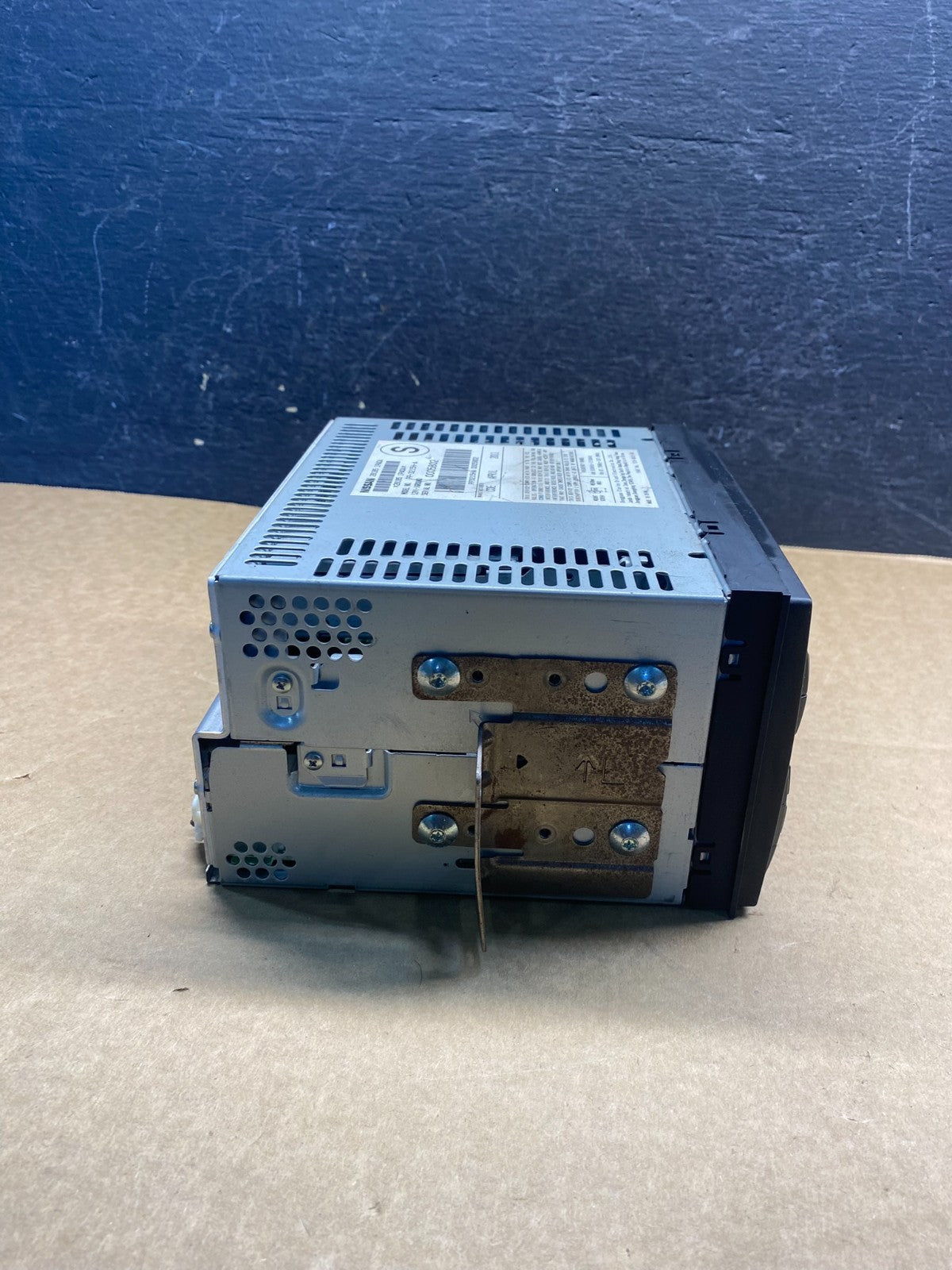 2012 to 2017 Nissan NV1500 NV2500 Radio AM FM CD Player Receiver AF4221 DW2