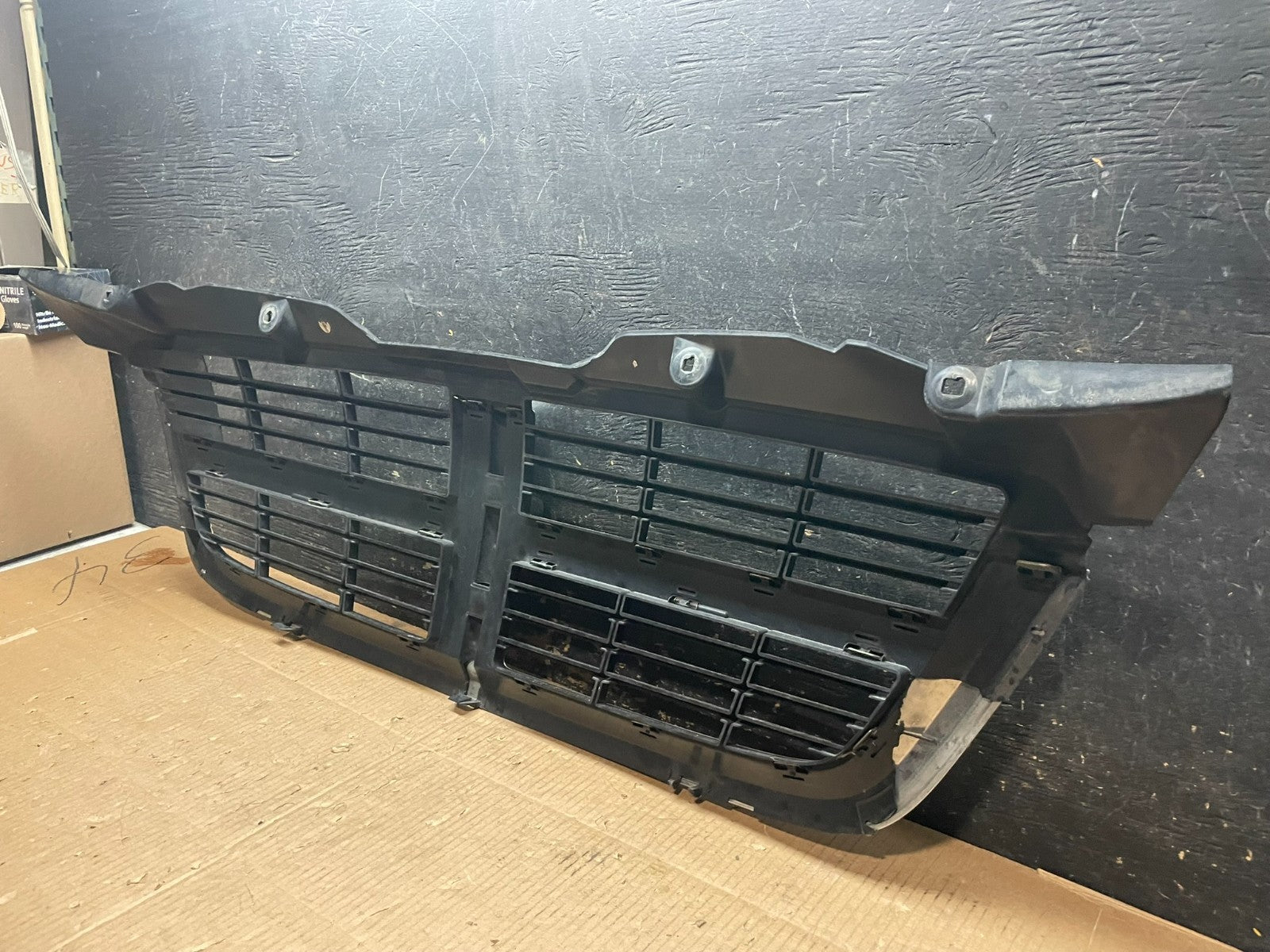 2007 2008 2009 Dodge Sprinter Front Upper Grill Grille Y1908 DG5